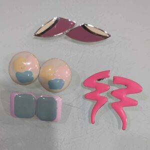 vintage style earrings